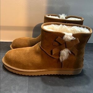 Brown Suede Ankle Boots with Bow